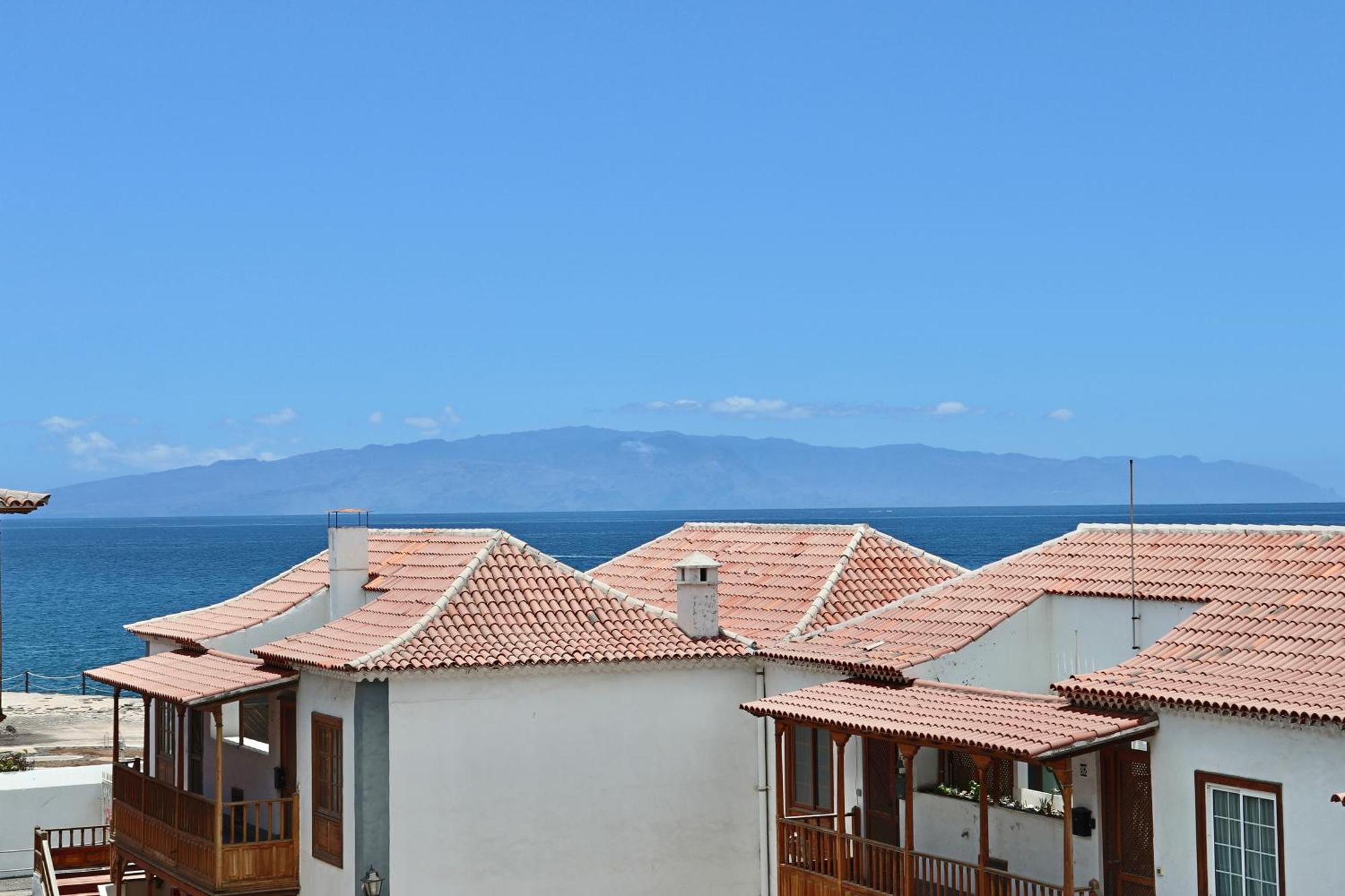 Harbor Ocean View Apartment